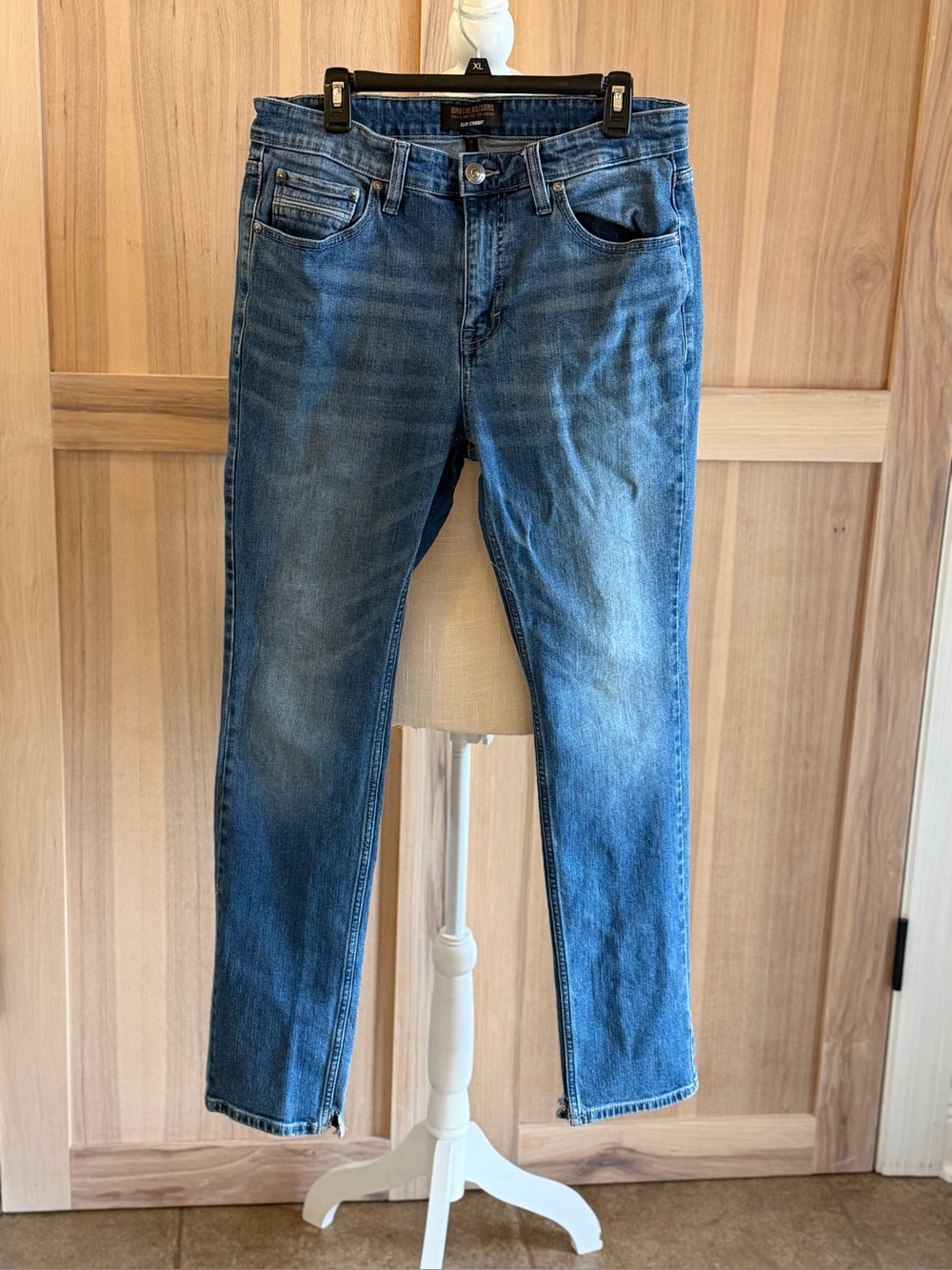 Brothers and Sons Classic Straight Leg Jeans. Men’s 34x34 | Medium Blue | Wisked